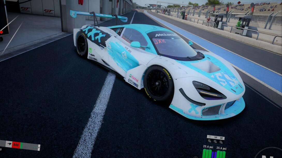 viva con agua mclaren livery