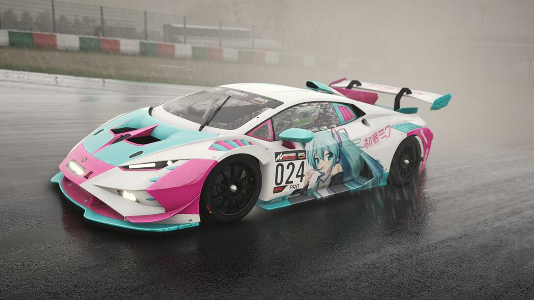 Lambo ST2 Hatsune Miku livery.