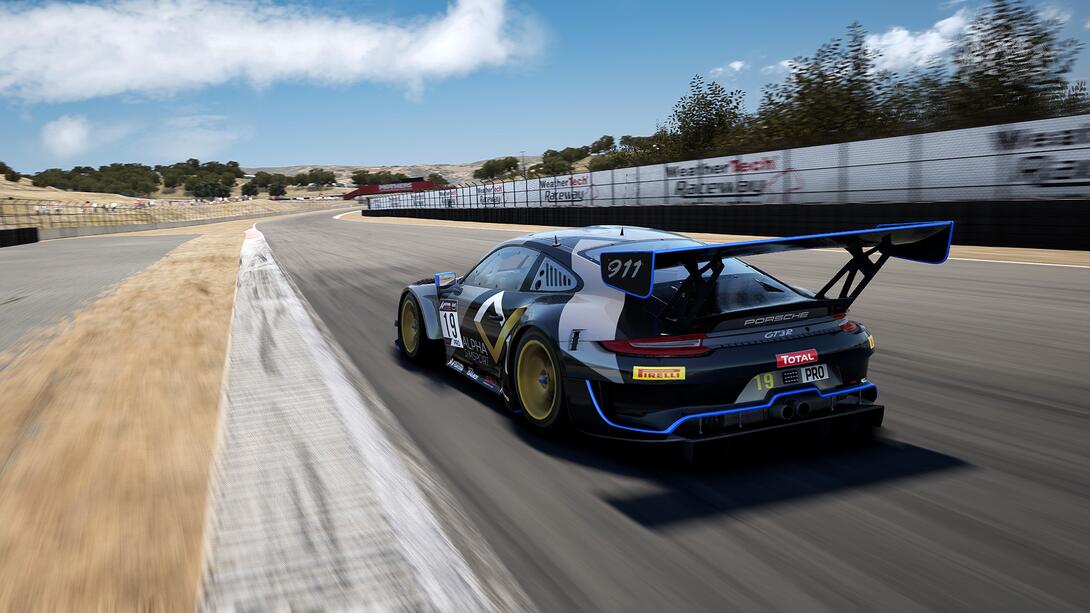 Rear of Alpha SimSport Porsche