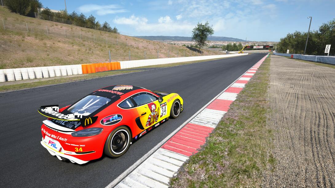 Mcdonalds_Porsche_GT4