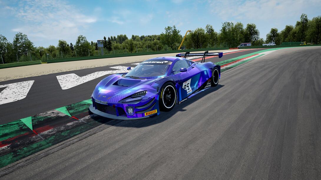 MK85 McLaren 720s GT3 Evo
