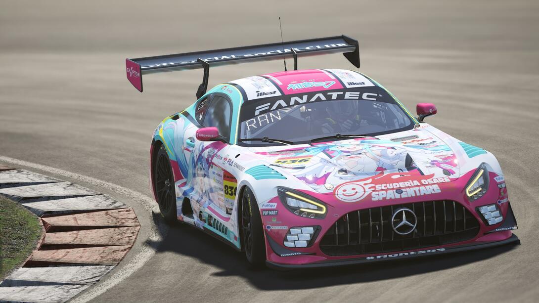 Image of the Scuderia Osare Spaventare x Goodsmile Racing Mercedes - racing in Season 20 of the SimRacingXP (SRXP) league
