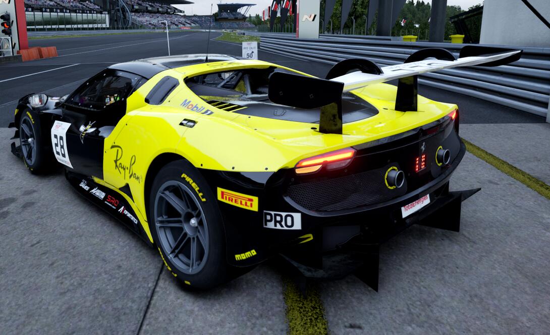 #28_Bee_Racing_296gt3