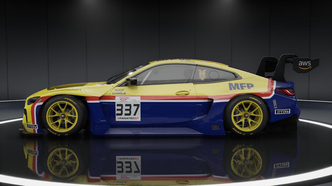Mad Max Pursuit BMW M4