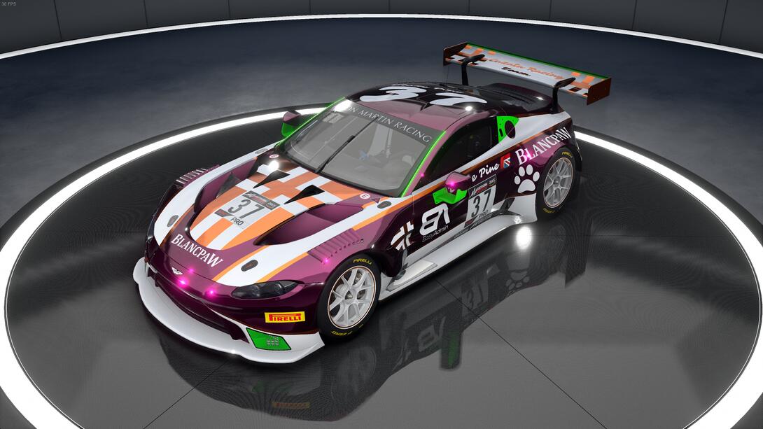 Cuzata Racing Team Aston V8 Vantage GT3, Number 37.