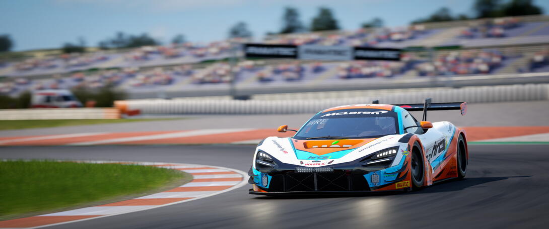 McLaren HR Orange-Hellblau-Weiss