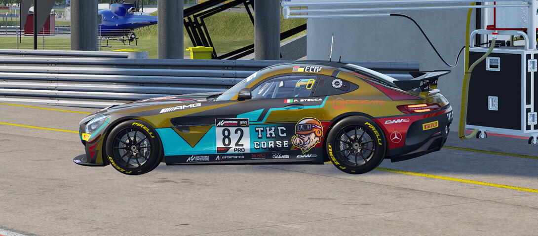 mercedes amg gt4